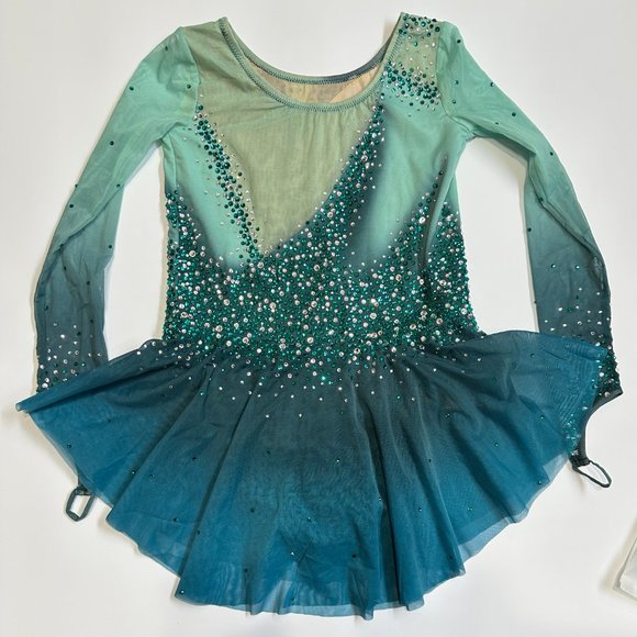 New Figure Skating Dress Size 10 (5~8T) with Hair Scrunchies (120~130cm) - Picture 5 of 10